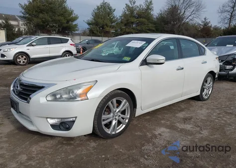 2013 Nissan Altima 3.5 Sv z USA, uszkodzony, nr VIN 1N4BL3AP5DC242158